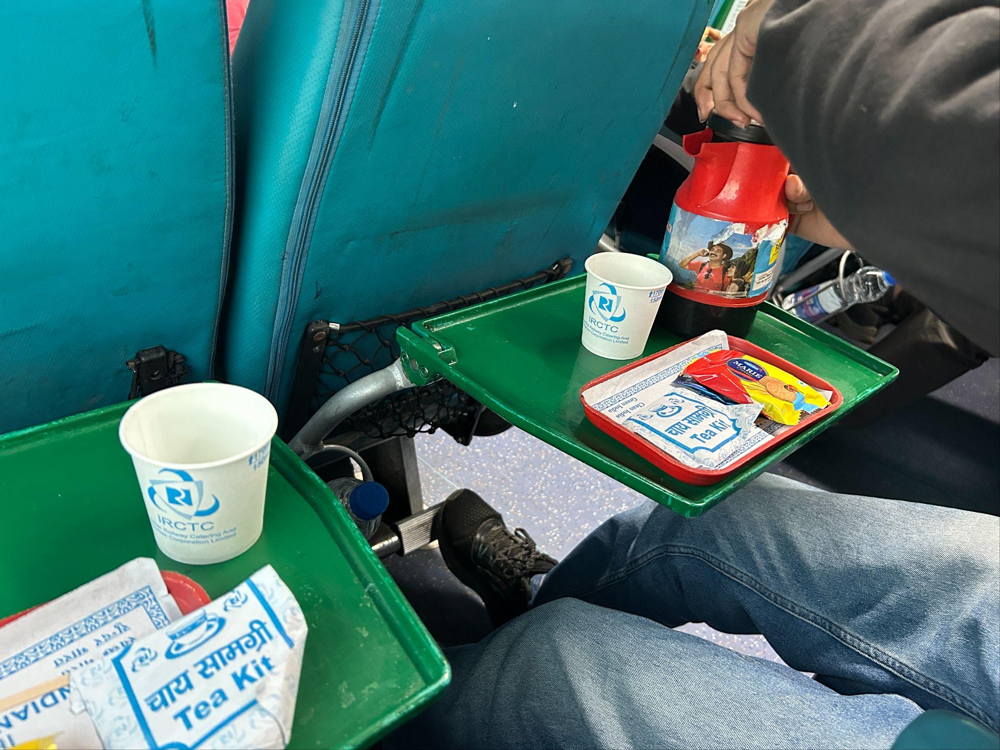 インドの電車の席